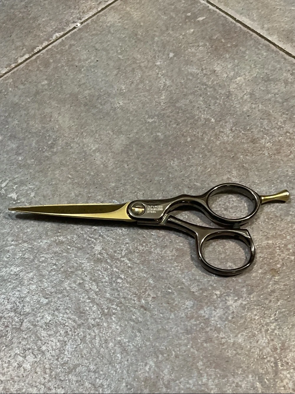 Professional Men’s Haircut Scissors - Gold Blades with Black Handles